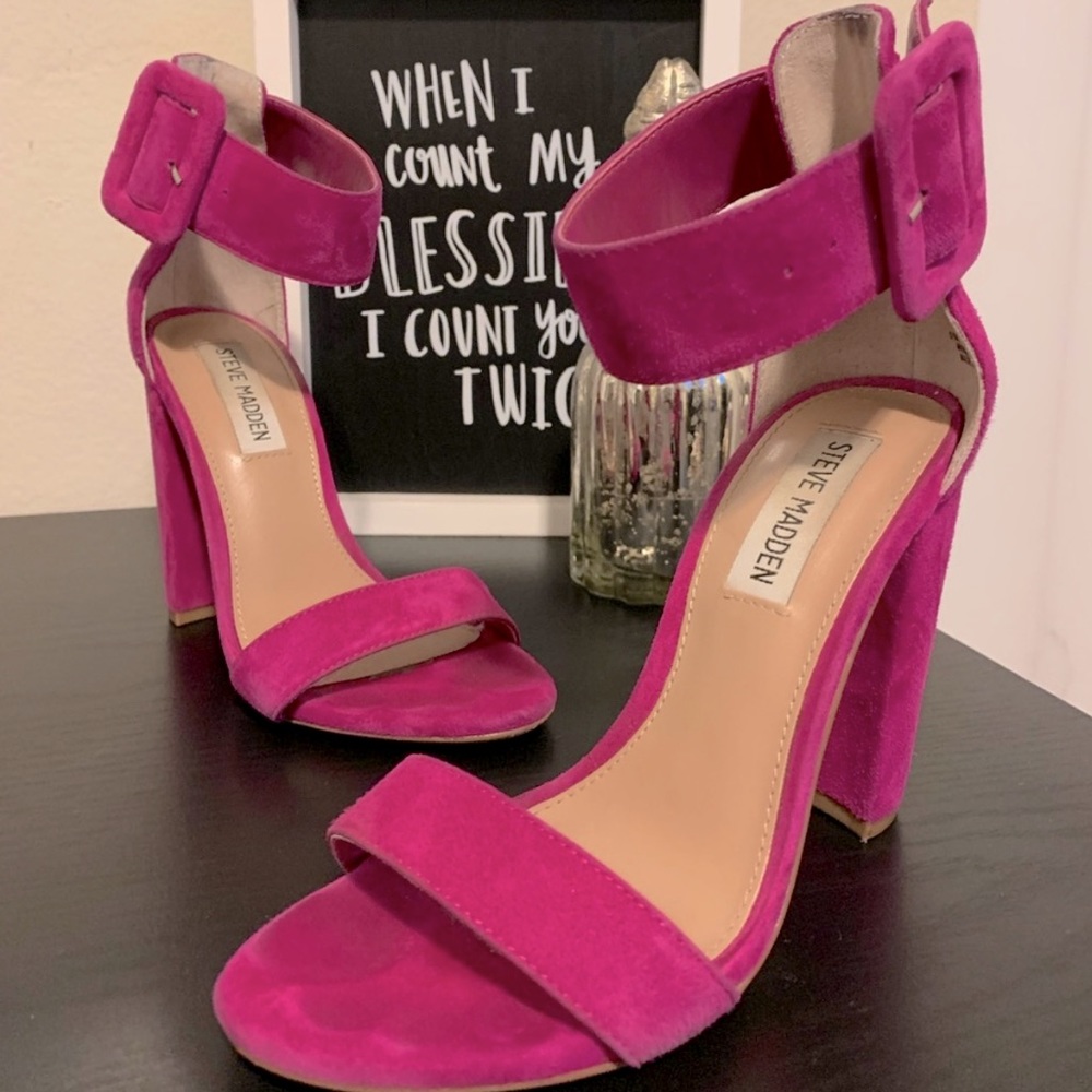 Steve Madden Fushia Block heel Sandal